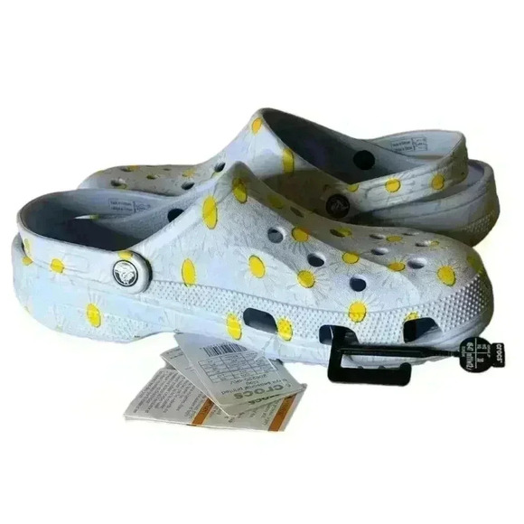 Crocs Baya Printed Clog Sandals Men\'s Size 12 Shoes NEW